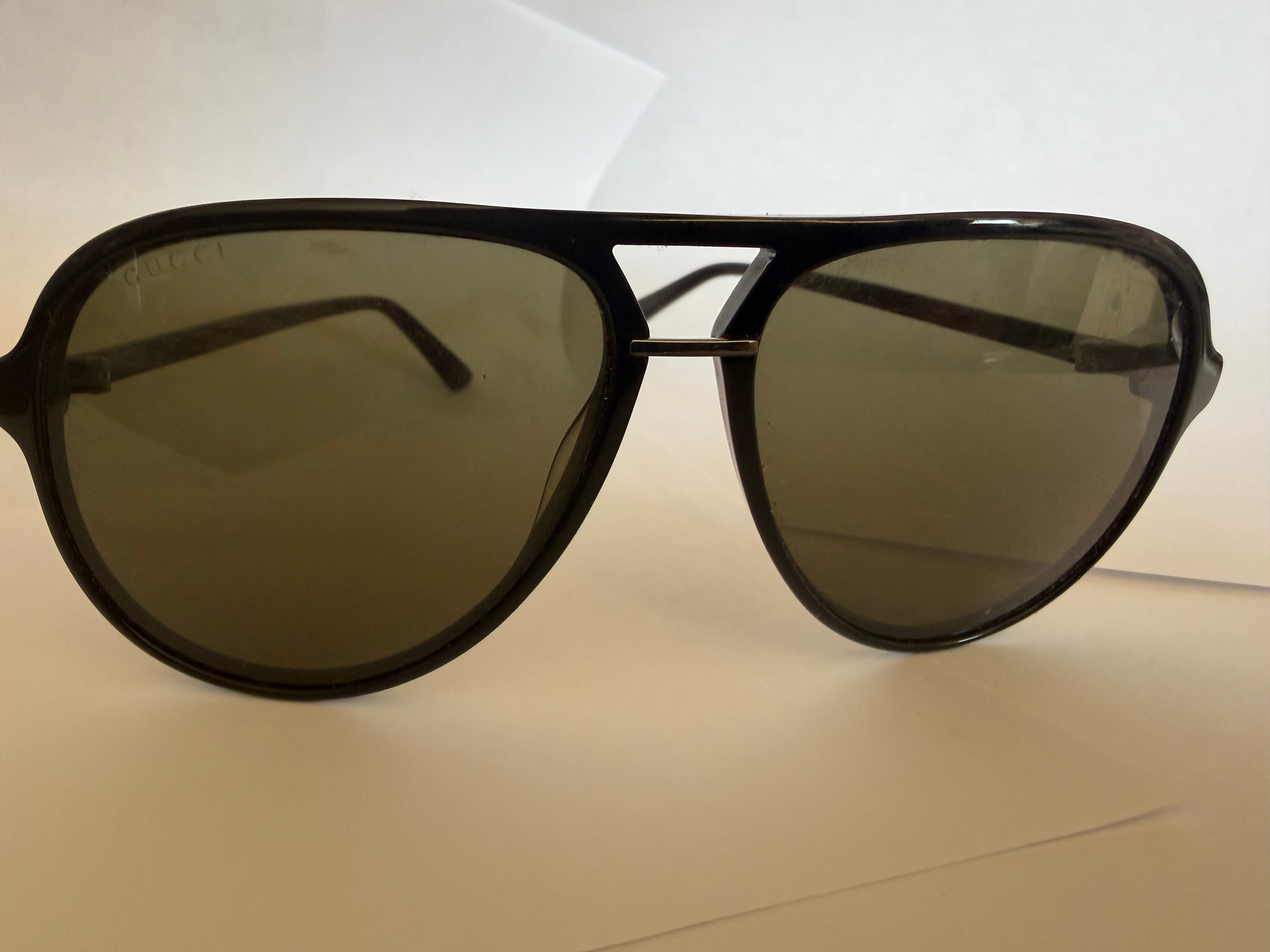 Gucci Web Aviator Sunglasses — Black
